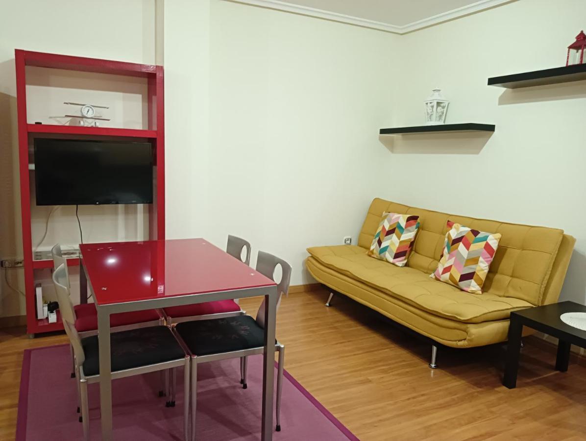 Apartamentos Chevere Rojo-Huca Oviédo Exterior foto