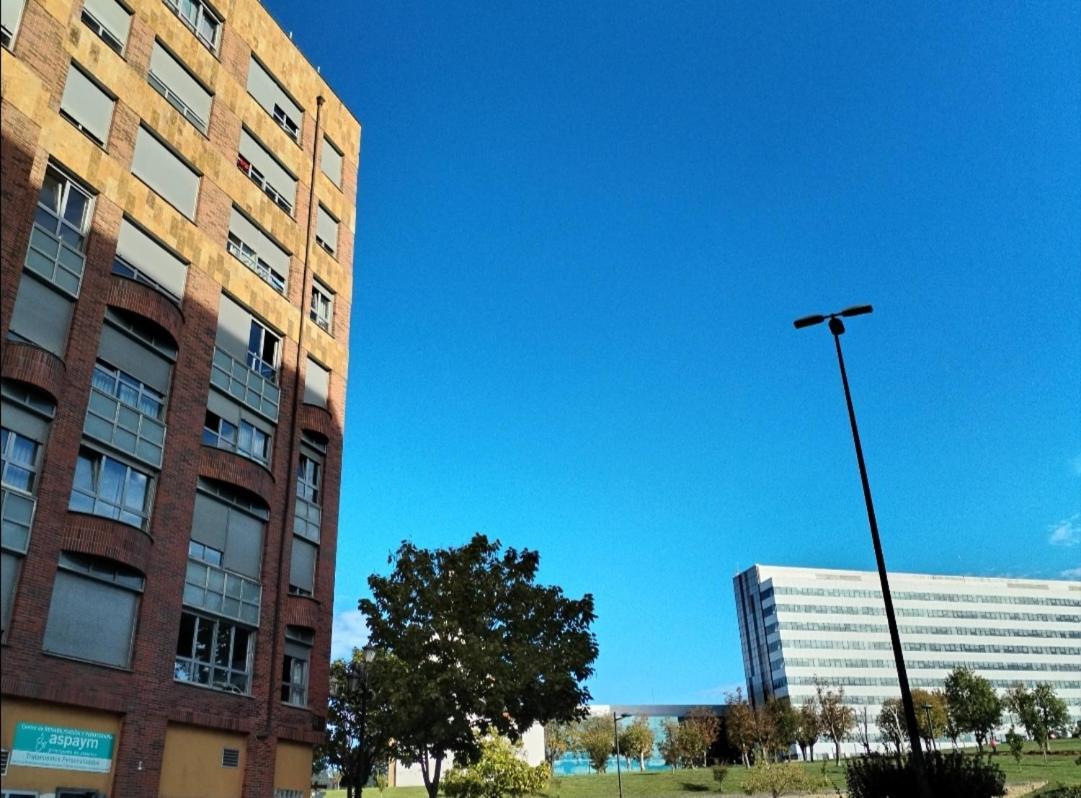 Apartamentos Chevere Rojo-Huca Oviédo Exterior foto